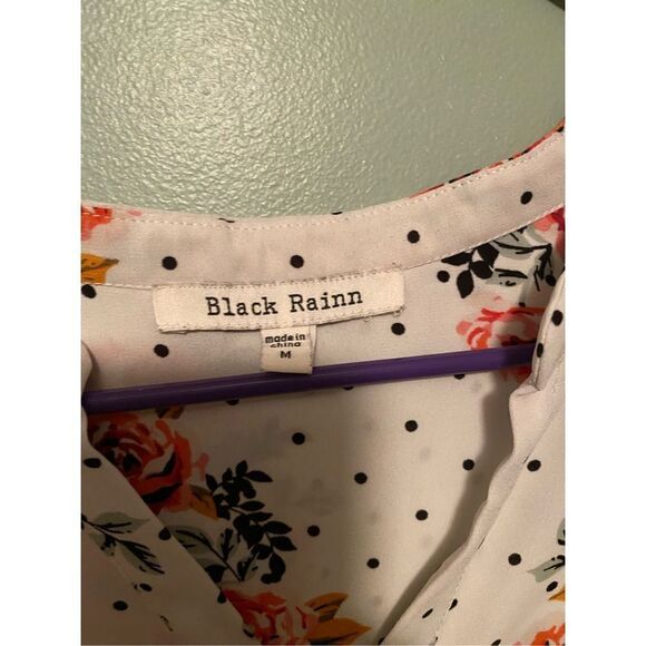 Black Rainn Floral Polka Dot 3/4 Sleeve V Neck Top Size Medium NWOT - Picture 4 of 7